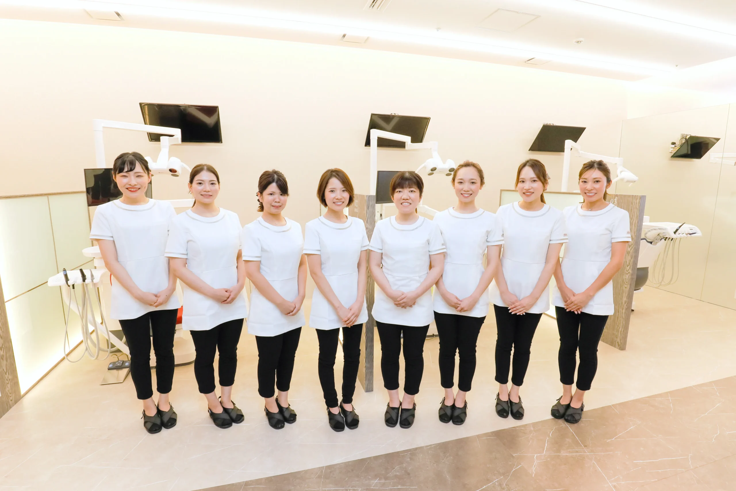 歯医者の雰囲気に慣れてもらいます