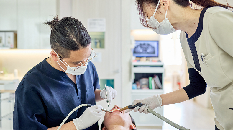 マウスピース矯正