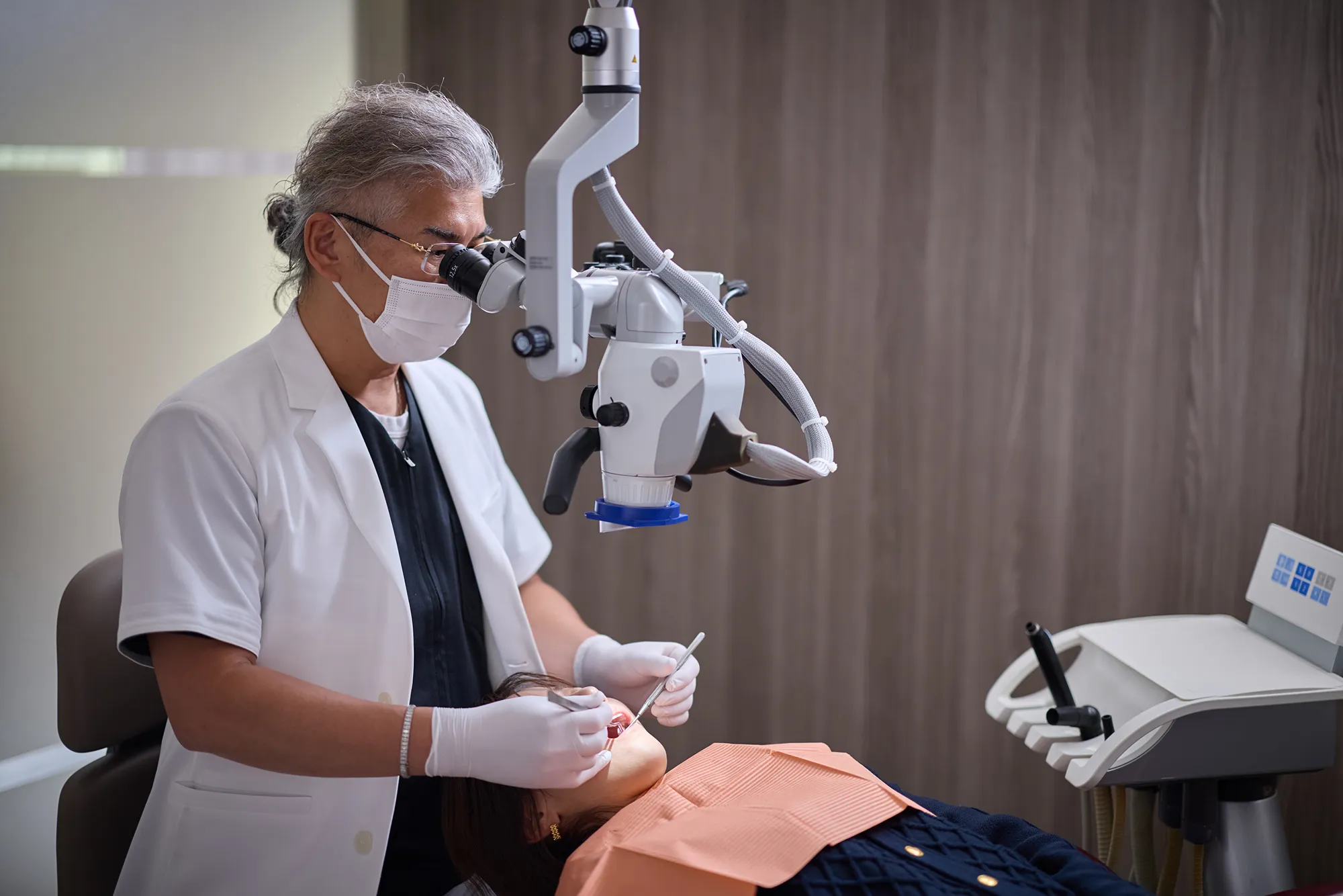 拡大視野による精密治療